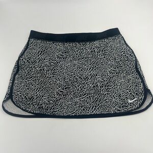 Nike Women's dri-fit Skort/Skirt Black and White